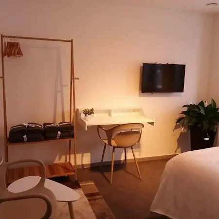 Δωμάτια σε οικογενειακή κατοικία Welcome *